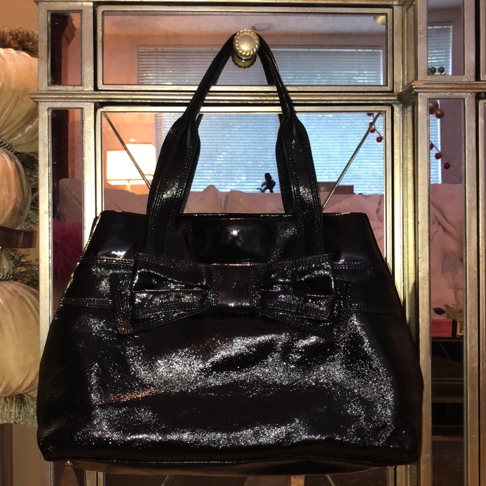 Kate Spade black patent bow. Final price $22.00
